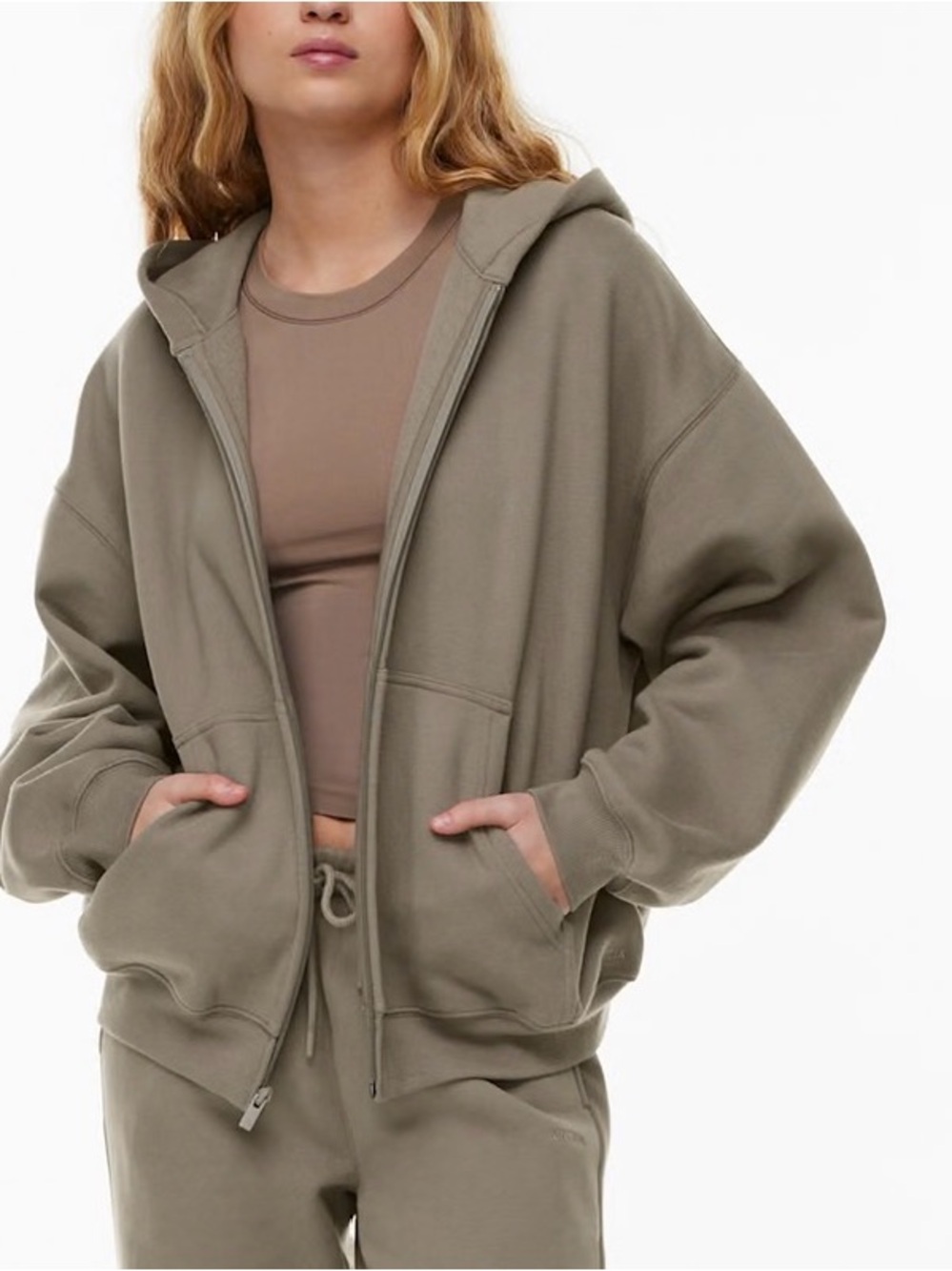 Aritzia Mega Fit Sweatfleece Cozy Fleece sweater